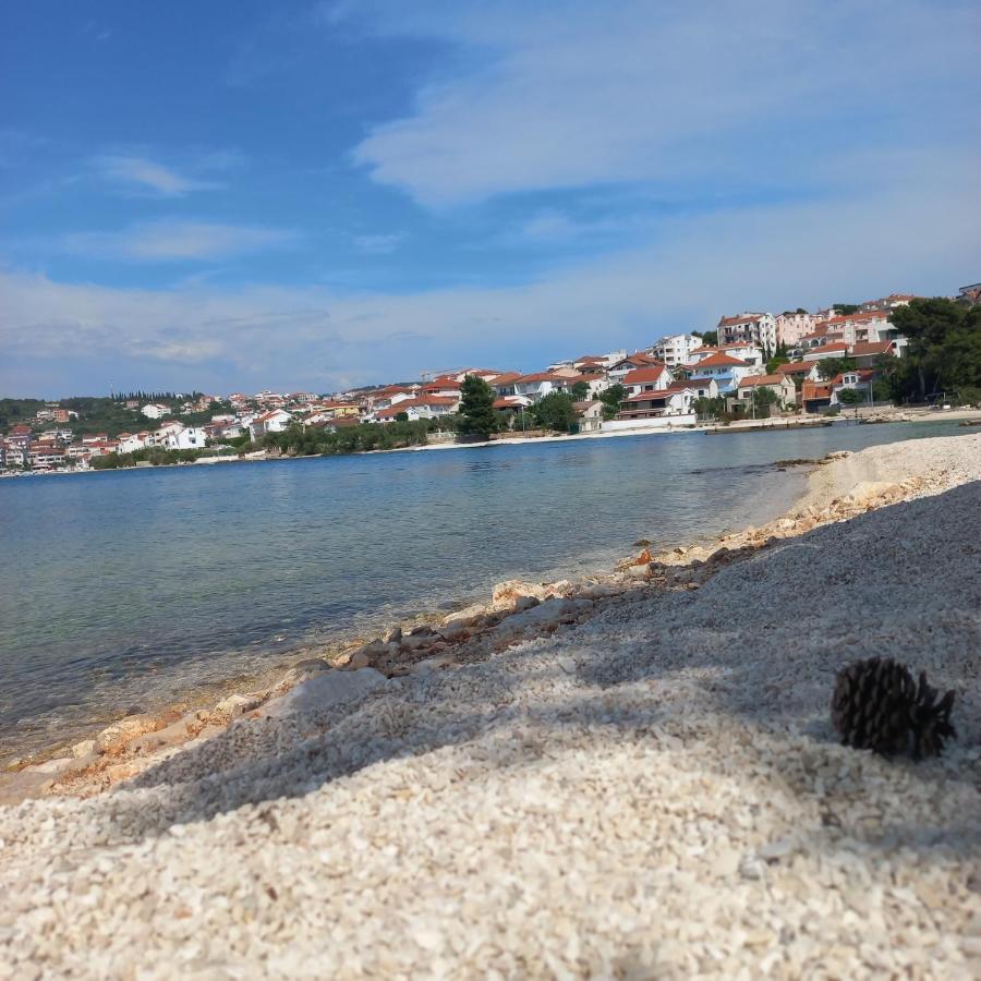 Apartman Pontis Okrug Gornji Trogir Exteriör bild