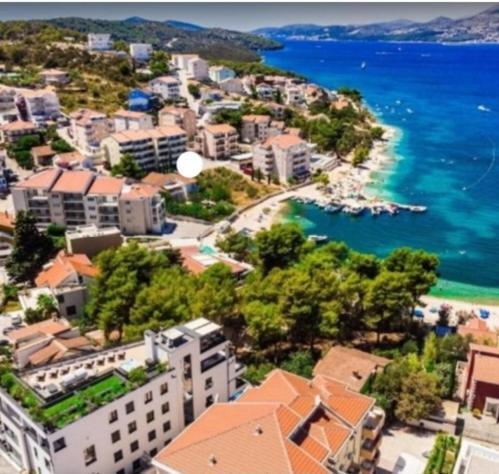 Apartman Pontis Okrug Gornji Trogir Exteriör bild